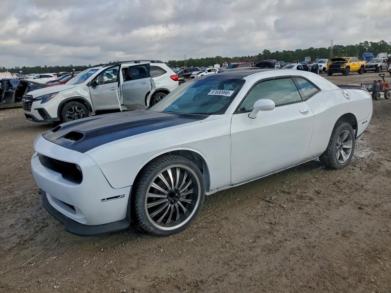 DODGE CHALLENGER 2020 with VIN 2C3CDZAGXLH105439 - Photo from auction