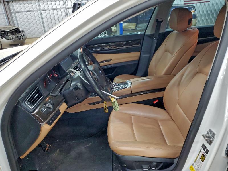 Photo 7 from auction – 2012 BMW 740 I with VIN WBAKA4C59CC613772