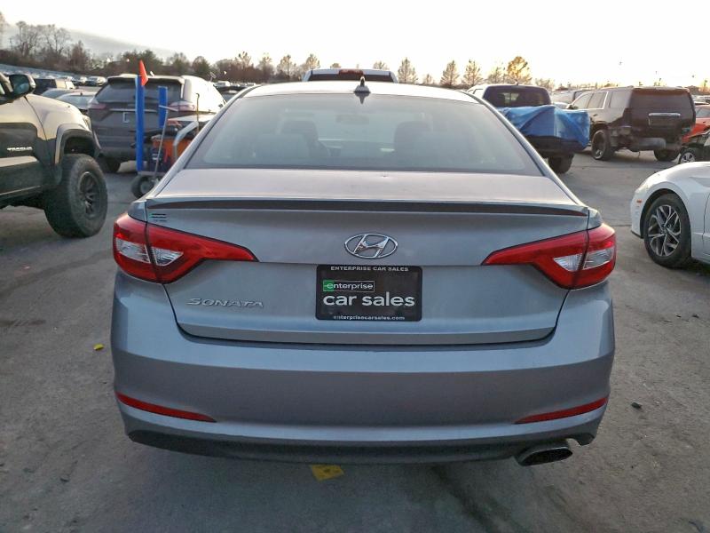 Photo 6 from auction – 2017 HYUNDAI SONATA SE with VIN 5NPE24AF8HH580526