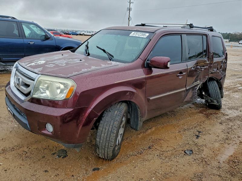 HONDA PILOT TOUR 2011 with VIN 5FNYF3H93BB026506 - Photo from auction
