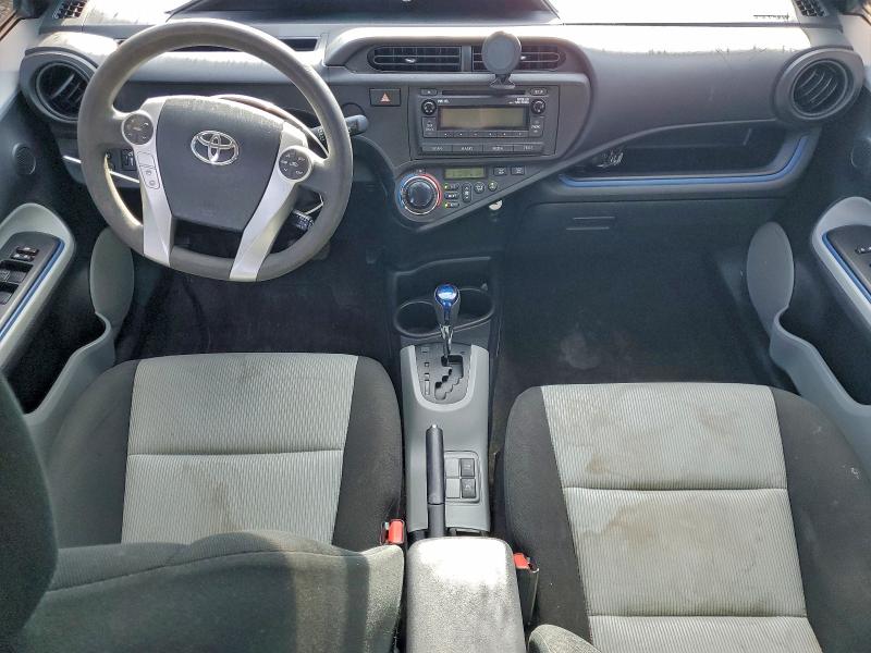 Photo 8 from auction – 2013 TOYOTA PRIUS C with VIN JTDKDTB33D1541579