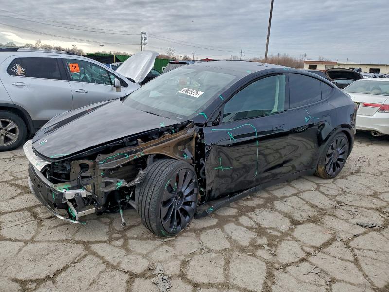 TESLA MODEL Y 2025 with VIN 7SAYGDEF2SF304442 - Photo from auction