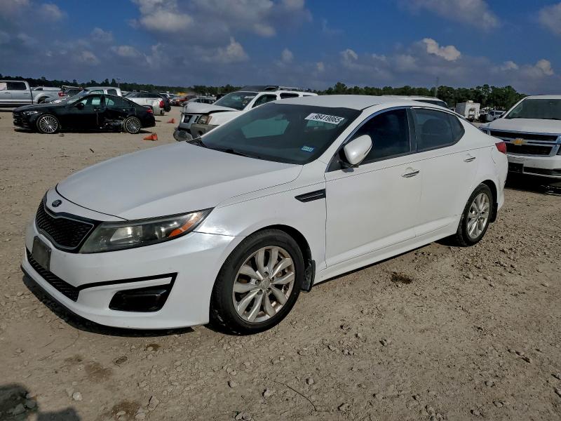 KIA OPTIMA EX 2015 with VIN 5XXGN4A72FG515981 - Photo from auction