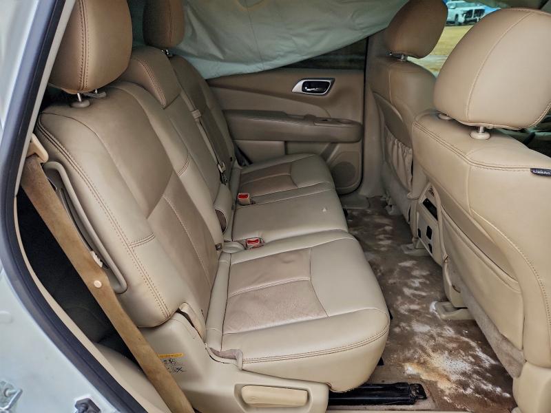 Photo 11 from auction – 2015 NISSAN PATHFINDER with VIN 5N1AR2MN9FC624023