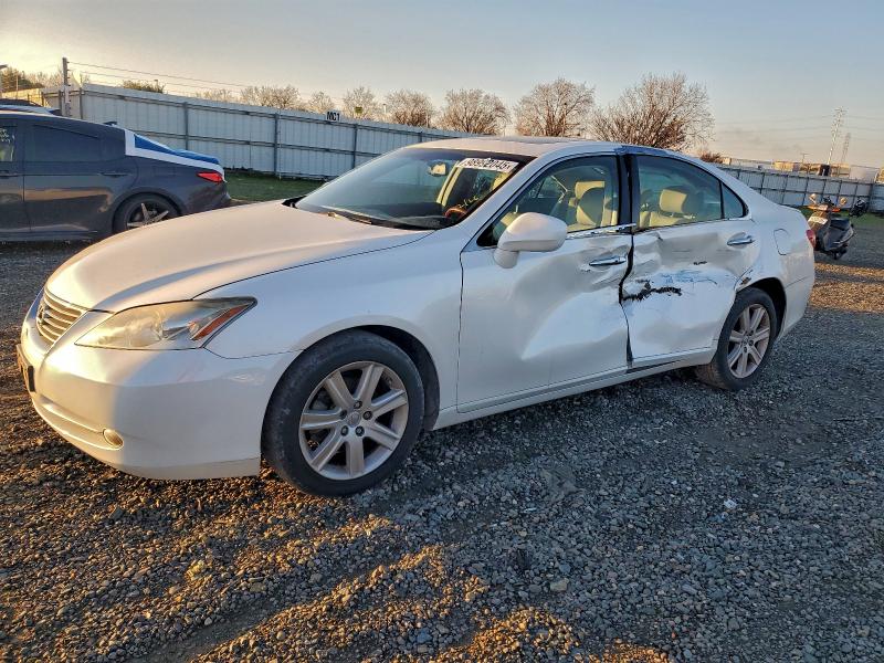 LEXUS ES 350 2007 with VIN JTHBJ46G372122155 - Photo from auction