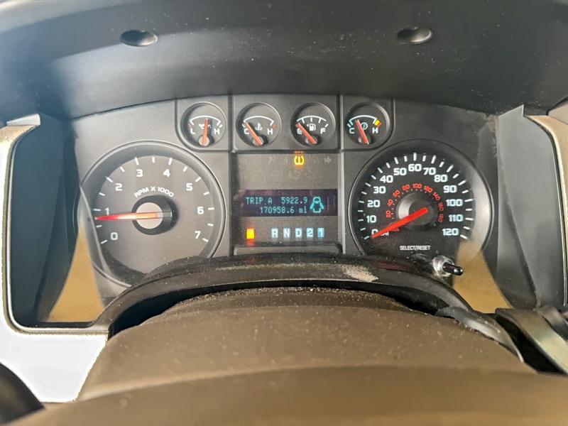 Photo 8 from auction – 2010 FORD F150 with VIN 1FTMF1CW6AKE38386