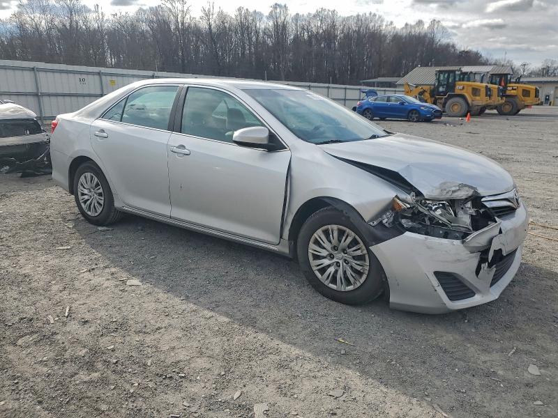 Photo 4 from auction – 2014 TOYOTA CAMRY L with VIN 4T1BF1FK2EU452520