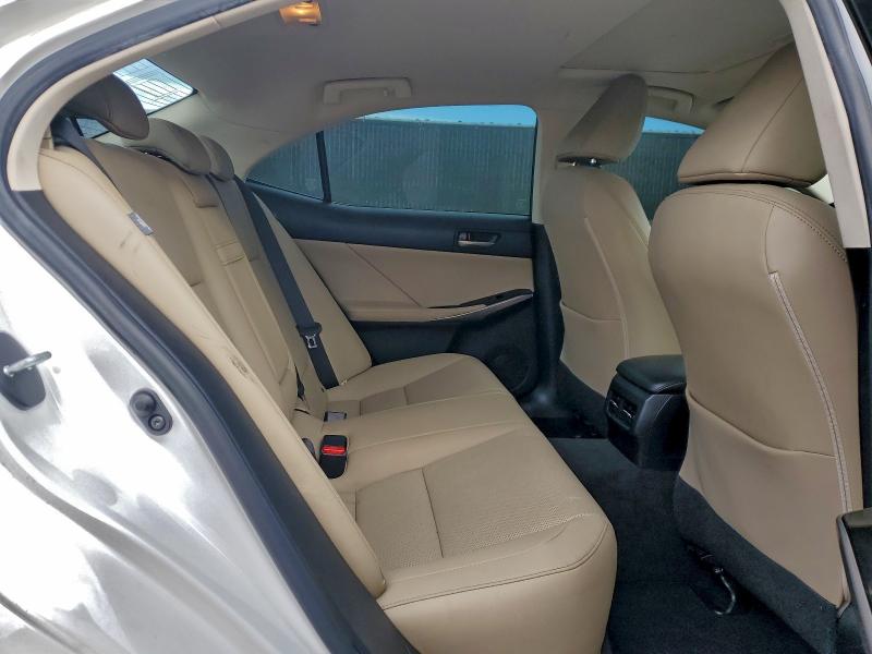 Photo 10 from auction – 2019 LEXUS IS 300 with VIN JTHBA1D20K5085014