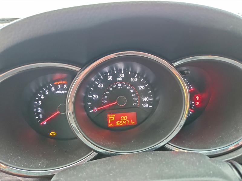 Photo 9 from auction – 2012 KIA SORENTO BA with VIN 5XYKTDA60CG300128