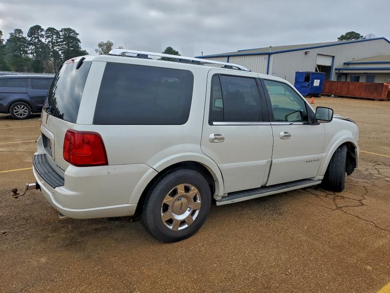 Photo 3 from auction – 2006 LINCOLN NAVIGATOR with VIN 5LMFU28586LJ17500