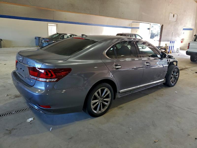 Photo 3 from auction – 2015 LEXUS LS 460 with VIN JTHCL5EF2F5024177