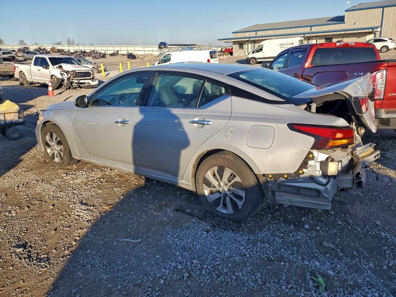 Photo 2 from auction – 2021 NISSAN ALTIMA S with VIN 1N4BL4BVXMN398493