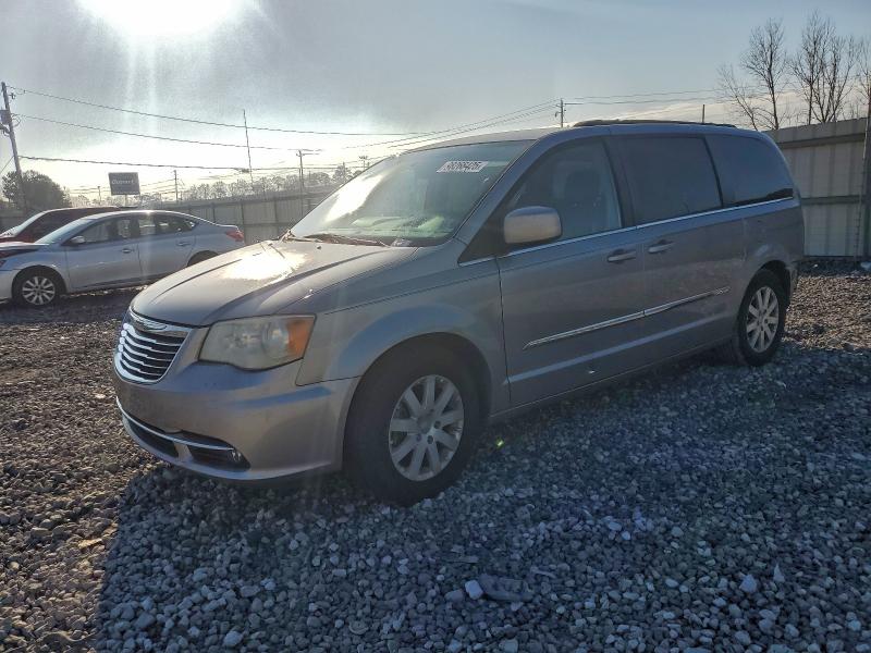 Photo 1 from auction – 2014 CHRYSLER TOWN & COU with VIN 2C4RC1BG0ER373406