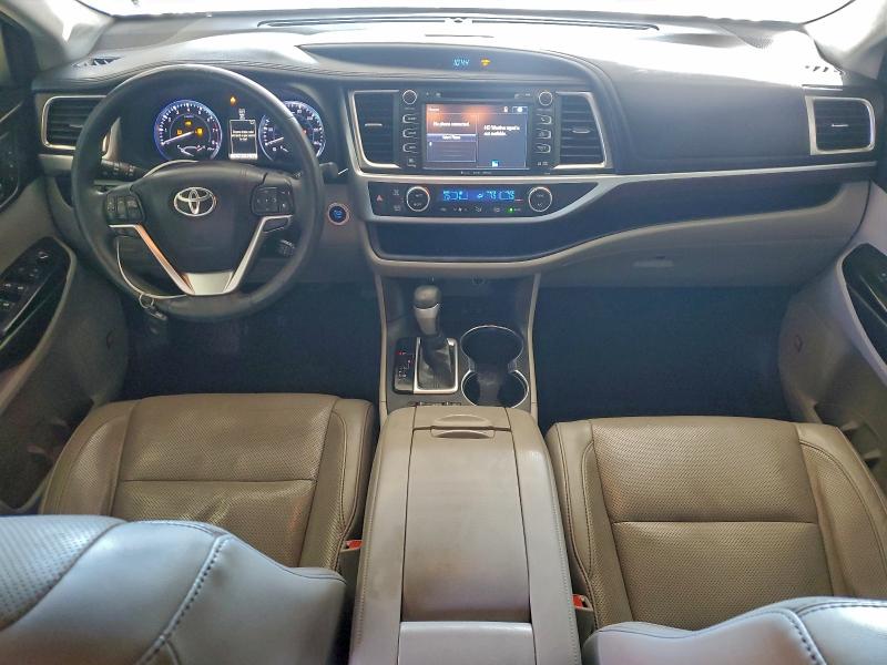 Photo 8 from auction – 2016 TOYOTA HIGHLANDER with VIN 5TDDKRFH1GS228500