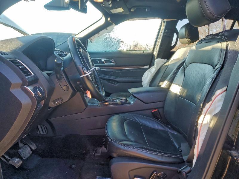 Zdjęcie 7 z aukcji – 2017 FORD EXPLORER L z VIN 1FM5K8F86HGE06956