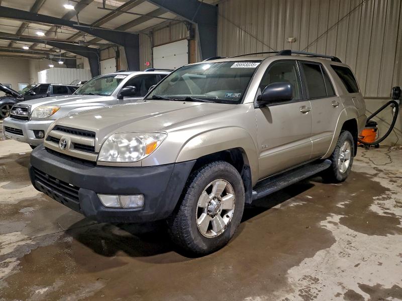 TOYOTA 4RUNNER SR 2004 with VIN JTEZU14R840032349 - Photo from auction