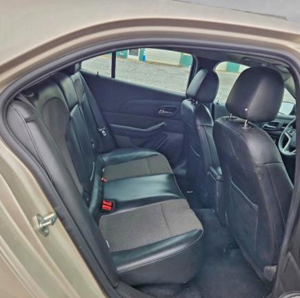 Photo 10 from auction – 2015 CHEVROLET MALIBU 1LT with VIN 1G11C5SL4FF132287
