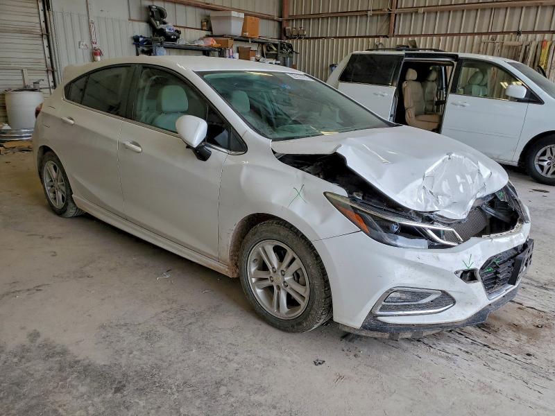 Photo 4 from auction – 2017 CHEVROLET CRUZE LT with VIN 3G1BE6SM0HS575239