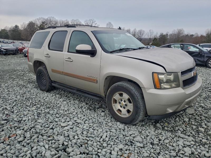 Photo 4 from auction – 2007 CHEVROLET TAHOE C150 with VIN 1GNFC13J37R137412