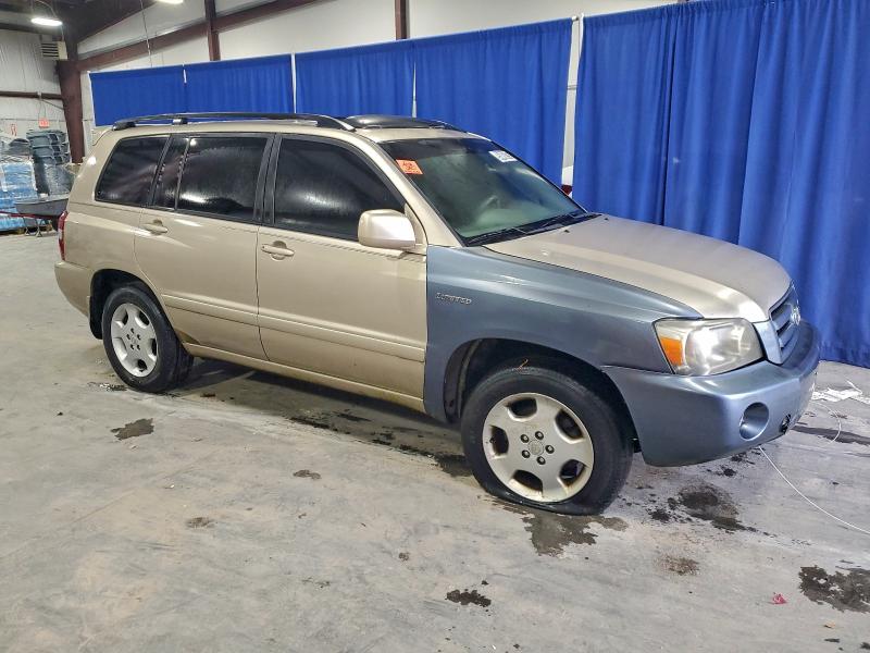 Photo 4 from auction – 2004 TOYOTA HIGHLANDER with VIN JTEDP21A740014947