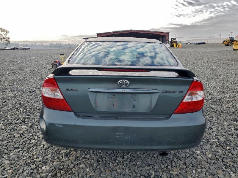 Photo 6 from auction – 2002 TOYOTA CAMRY LE with VIN JTDBE32K620110502