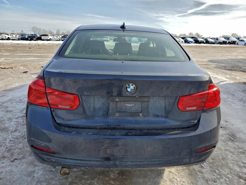 Photo 6 from auction – 2017 BMW 320 XI with VIN WBA8A3C37HK692729