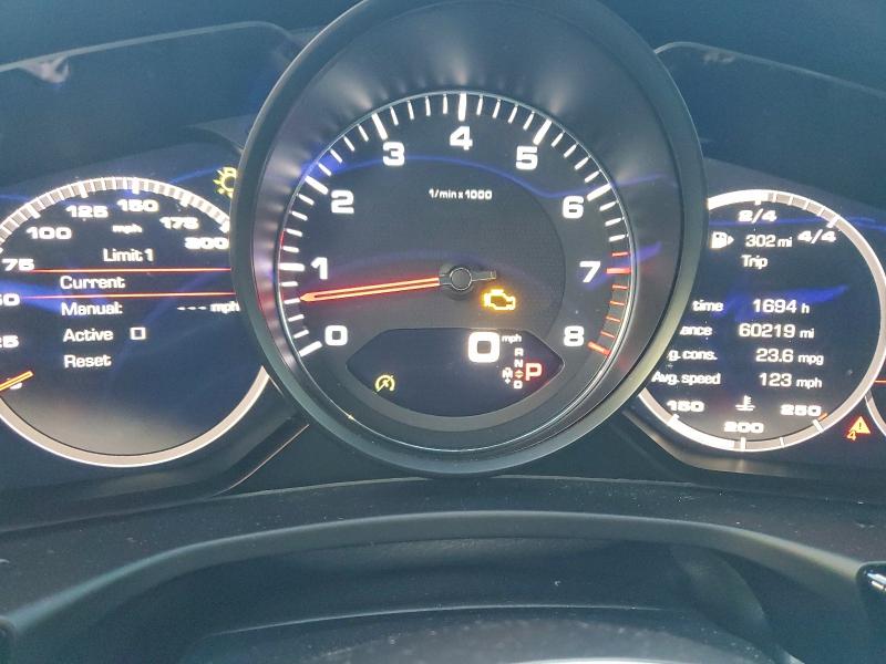 Photo 9 from auction – 2018 PORSCHE PANAMERA 4 with VIN WP0AB2A71JL136823