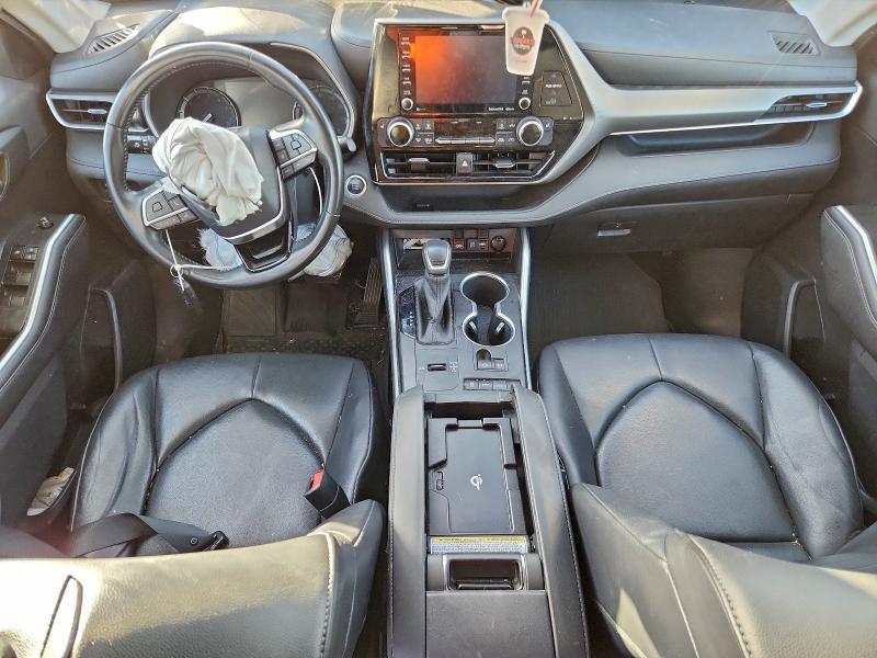 Photo 8 from auction – 2020 TOYOTA HIGHLANDER with VIN 5TDGZRAHXLS010596
