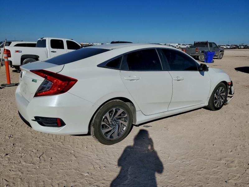 Photo 3 from auction – 2016 HONDA CIVIC EX with VIN 19XFC2F74GE039581