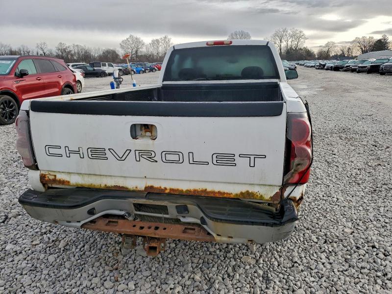 Photo 6 from auction – 2007 CHEVROLET SILVERADO with VIN 1GCEC19Z17E107303