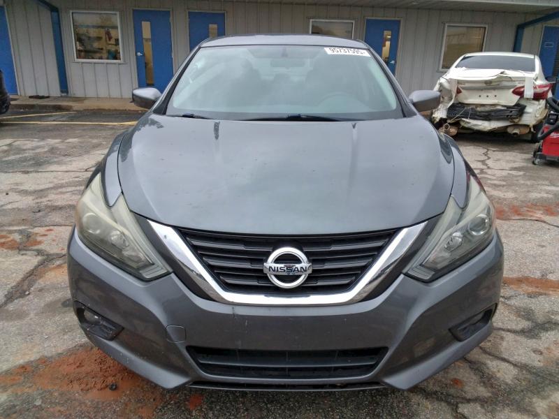 Photo 5 from auction – 2017 NISSAN ALTIMA with VIN 1N4AL3AP9HC152304