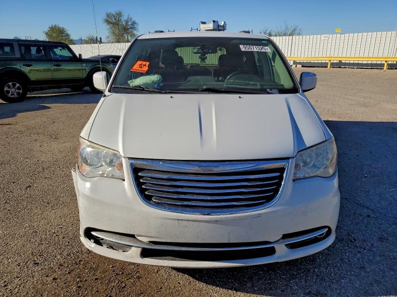 Photo 5 from auction – 2015 CHRYSLER TOWN & COU with VIN 2C4RC1BG8FR601203