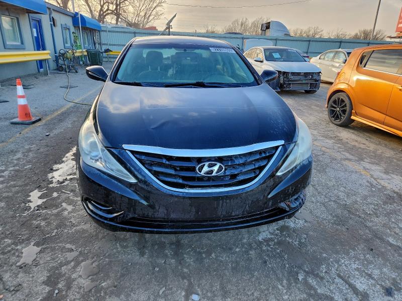 Photo 5 from auction – 2011 HYUNDAI SONATA GLS with VIN 5NPEB4AC2BH011734