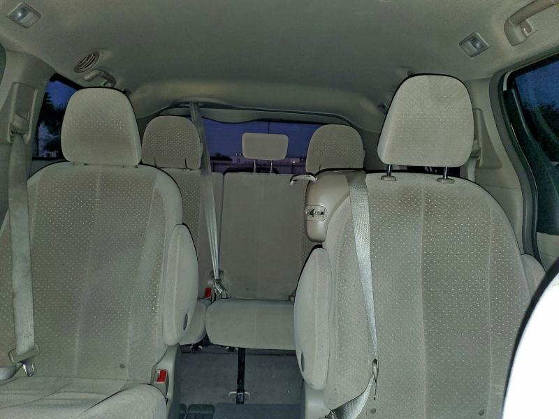 Photo 10 from auction – 2014 TOYOTA SIENNA LE with VIN 5TDKK3DC5ES516948