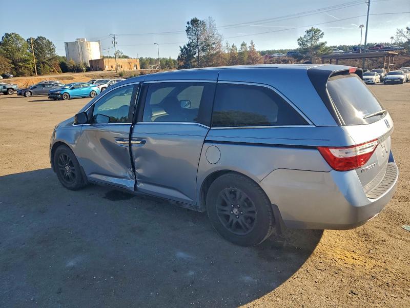 Photo 2 from auction – 2011 HONDA ODYSSEY EX with VIN 5FNRL5H62BB074996