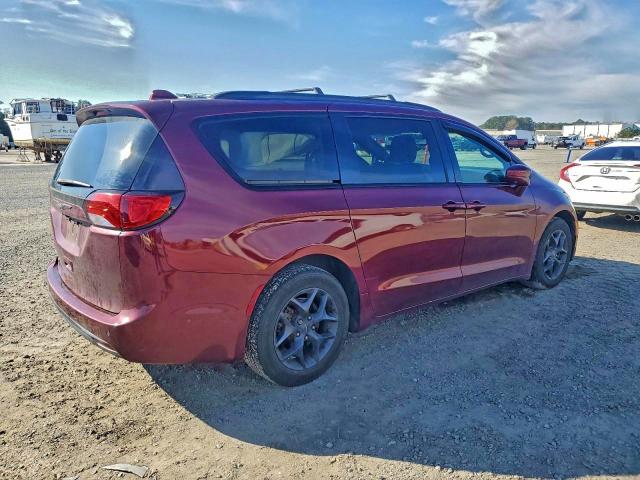 Photo 3 from auction – 2020 CHRYSLER PACIFICA T with VIN 2C4RC1EG4LR102292