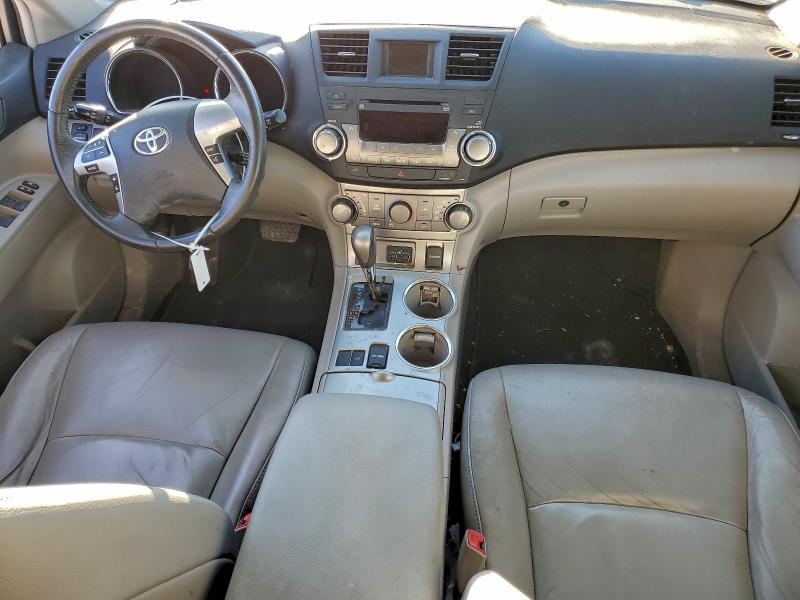 Photo 8 from auction – 2012 TOYOTA HIGHLANDER with VIN 5TDZK3EHXCS087764