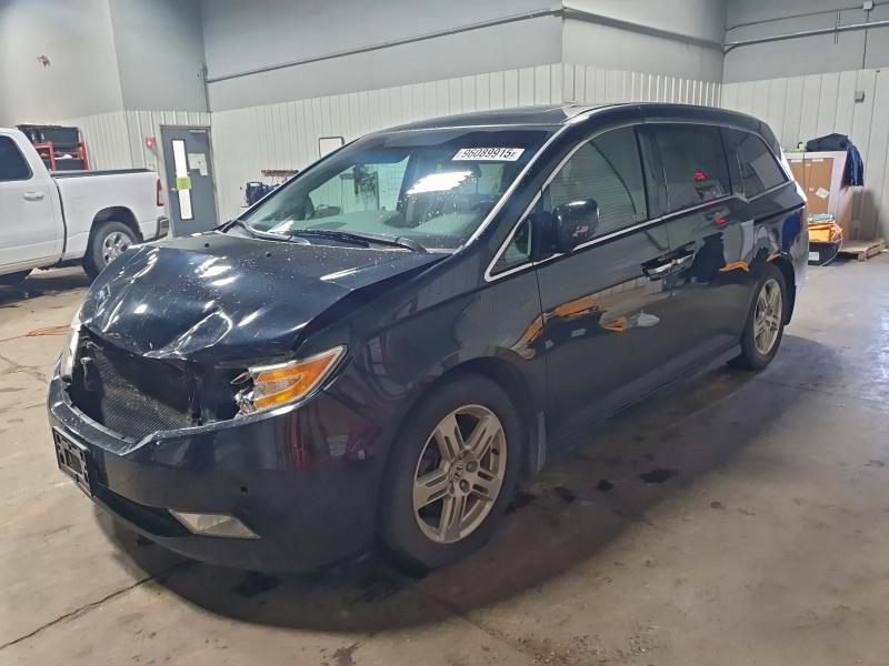 Photo 1 from auction – 2012 HONDA ODYSSEY TO with VIN 5FNRL5H94CB035970