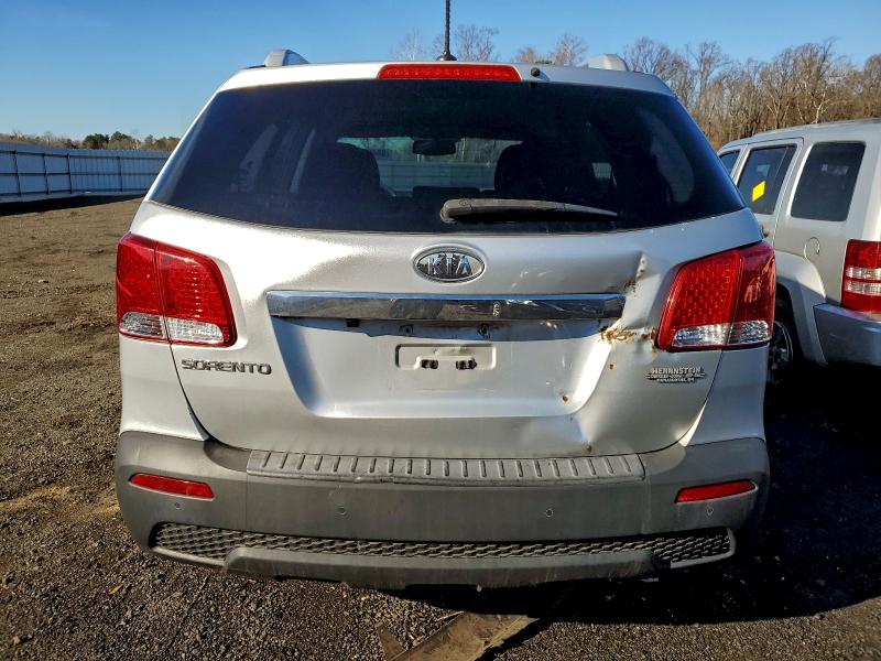 Photo 6 from auction – 2012 KIA SORENTO BA with VIN 5XYKT4A63CG205000