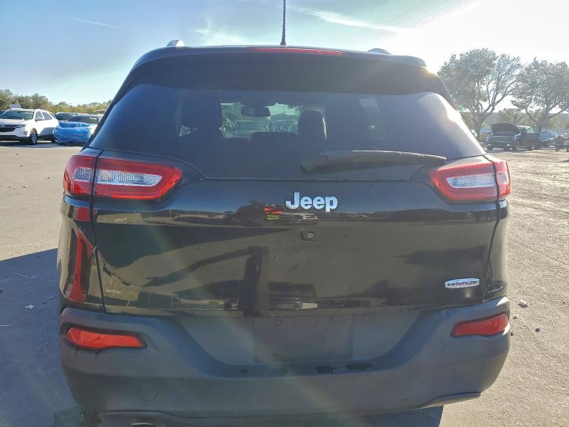 Photo 6 from auction – 2018 JEEP CHEROKEE L with VIN 1C4PJLLB2JD511861