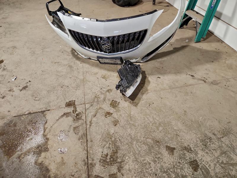 Photo 12 from auction – 2017 BUICK REGAL SPOR with VIN 2G4GL5EX8H9194802