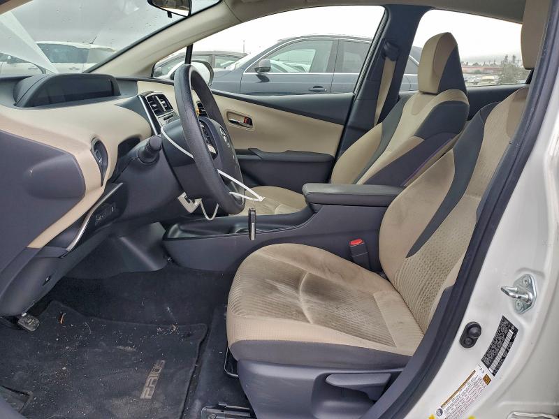 Photo 7 from auction – 2016 TOYOTA PRIUS with VIN JTDKBRFU6G3504935