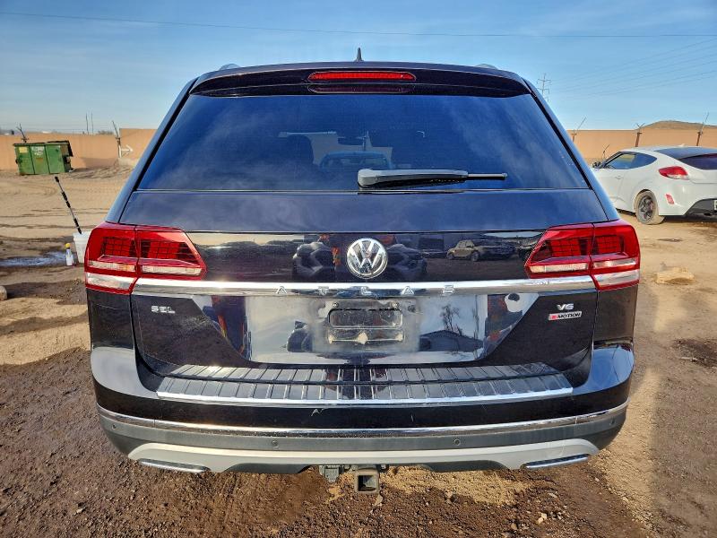 Photo 6 from auction – 2018 VOLKSWAGEN ATLAS SEL with VIN 1V2NR2CA6JC573852