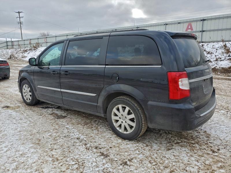 Photo 2 from auction – 2016 CHRYSLER TOWN & COU with VIN 2C4RC1BG0GR260056