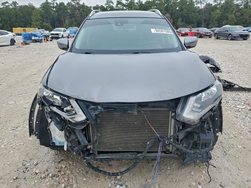 Photo 5 from auction – 2019 NISSAN ROGUE S with VIN KNMAT2MT2KP557563