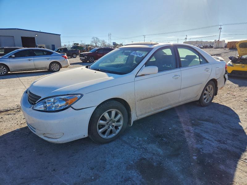 Photo 1 from auction – 2002 TOYOTA CAMRY LE with VIN JTDBF32K520030685