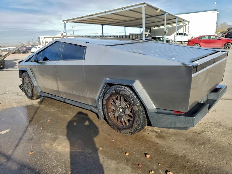 Photo 2 from auction – 2024 TESLA CYBERTRUCK with VIN 7G2CEHEE9RA021004