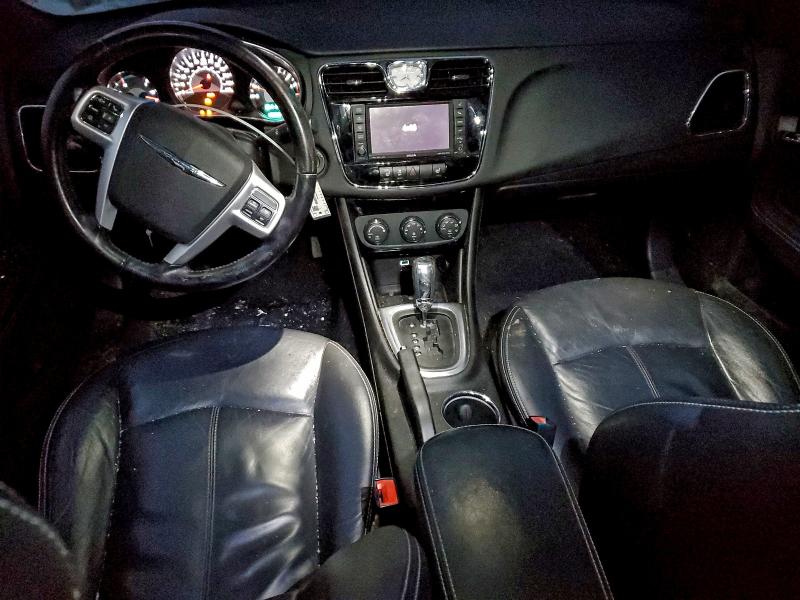 Photo 8 from auction – 2012 CHRYSLER 200 LIMITE with VIN 1C3CCBCB1CN121094