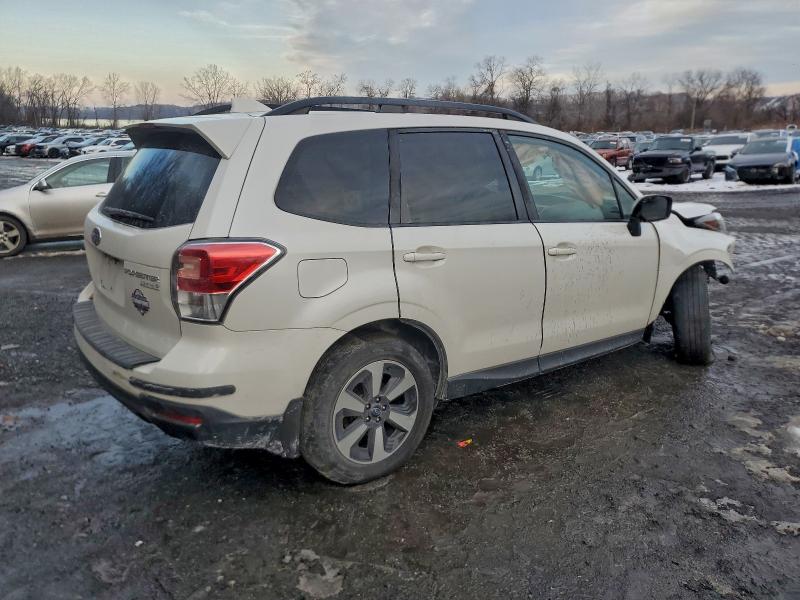 Photo 3 from auction – 2017 SUBARU FORESTER 2 with VIN JF2SJAEC4HH518898