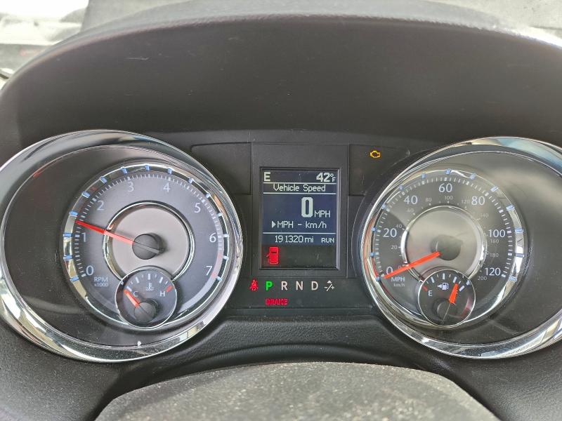 Photo 9 from auction – 2012 CHRYSLER TOWN & COU with VIN 2C4RC1CG2CR143779